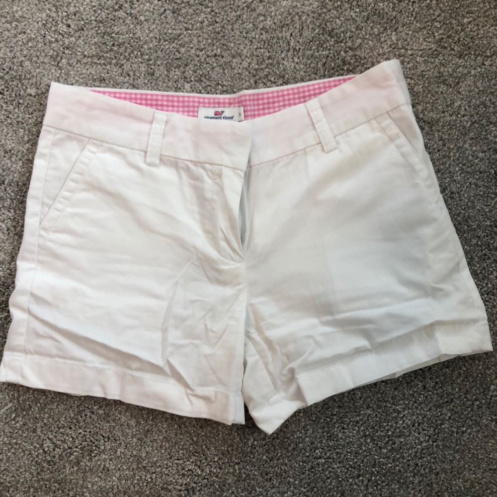 GIRLS VINEYARD VINES WHITE SHORTS